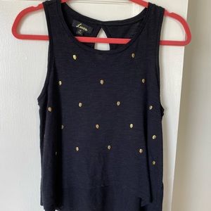 Black tank top with gold skulls